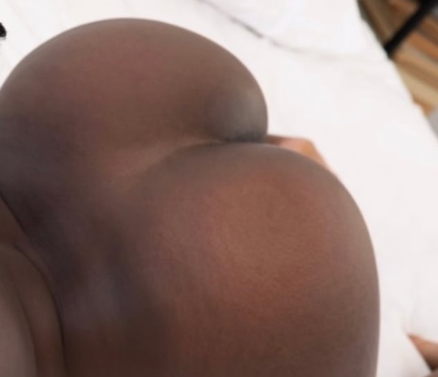 Sweet ebony photo chrome_ZqOrhk3U7J.png