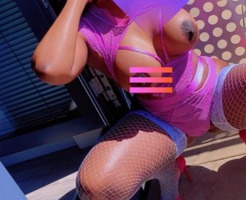 Ava the Sexy photo chrome_LPpEPn2F97.png