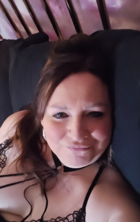 Curvy lexi photo chrome_k568b6WS2A.png
