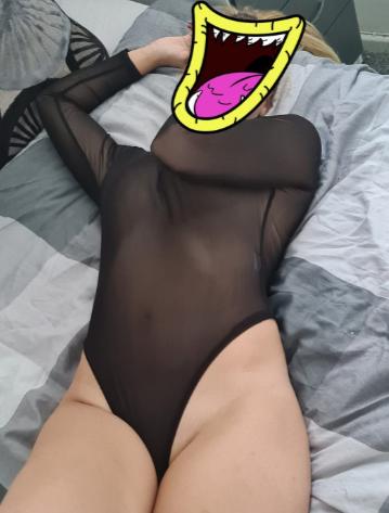 IsabelleSweetForYou photo chrome_ylBH5MkKTg.png