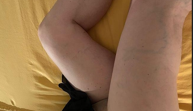Ragazza sarda photo chrome_qJbEPGqnrR.png